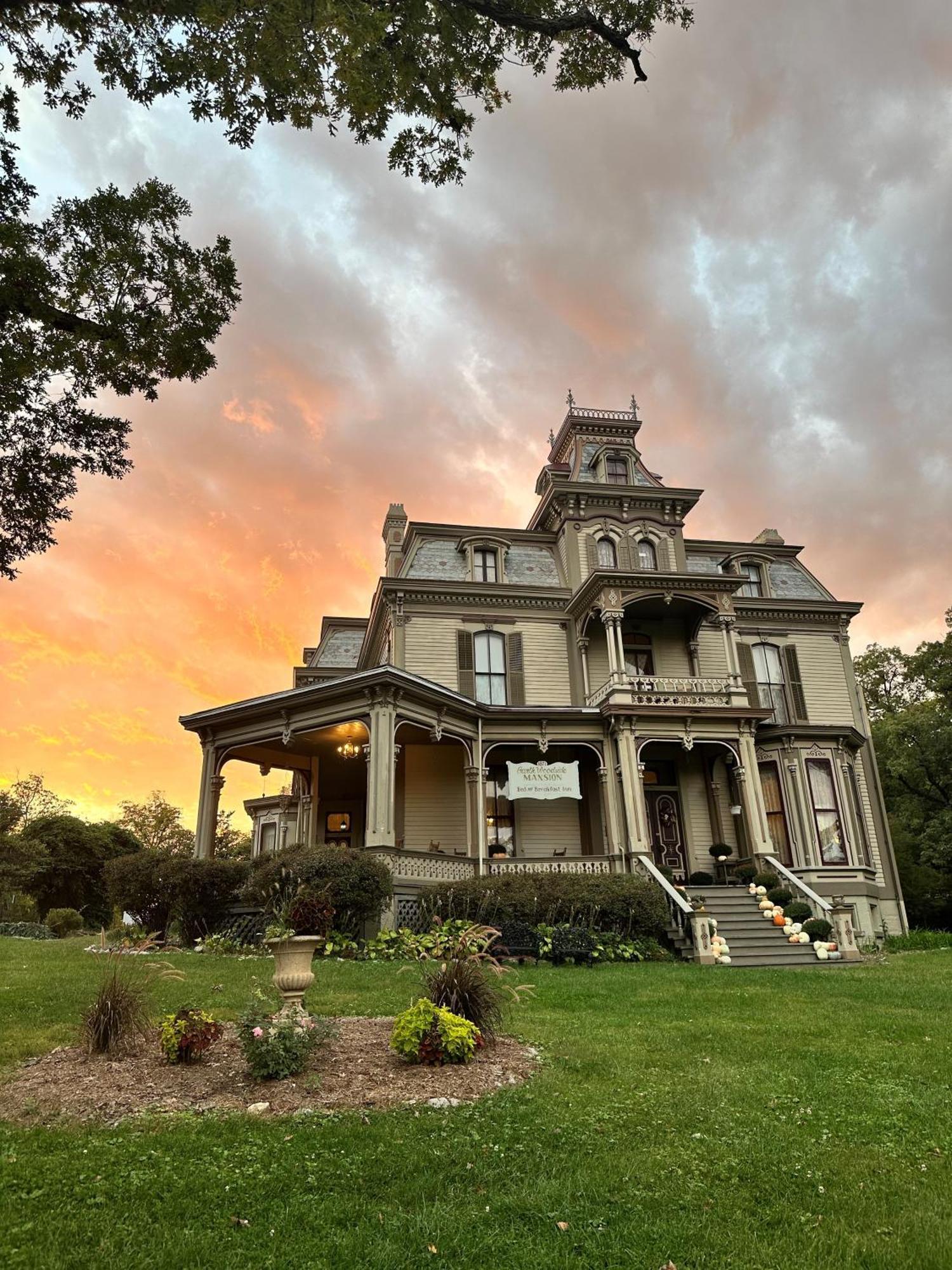 Garth Woodside Mansion Bed And Breakfast Hannibal Exterior photo